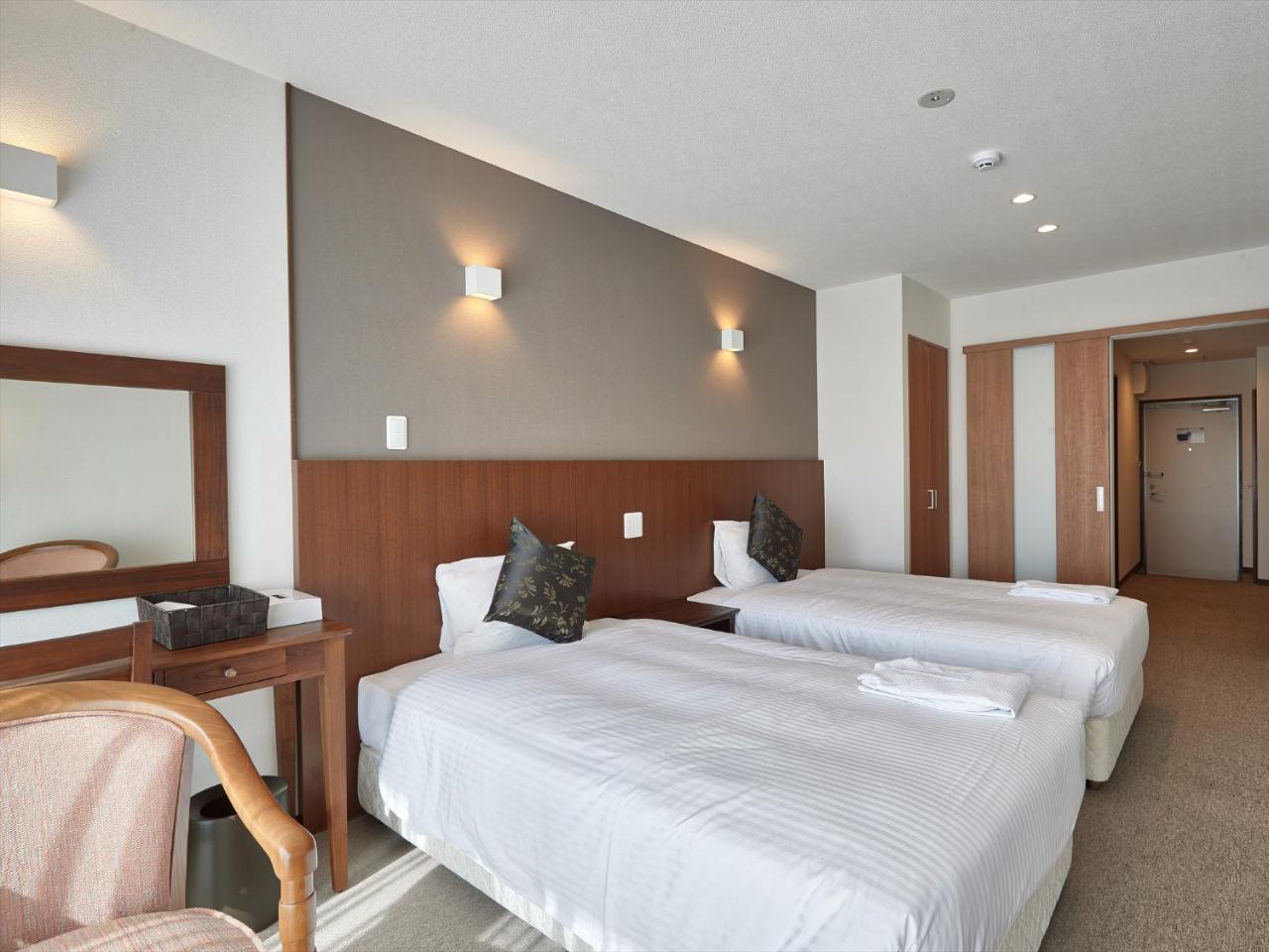 Creass Hotel Tsubogawa Marche Naha Exteriör bild